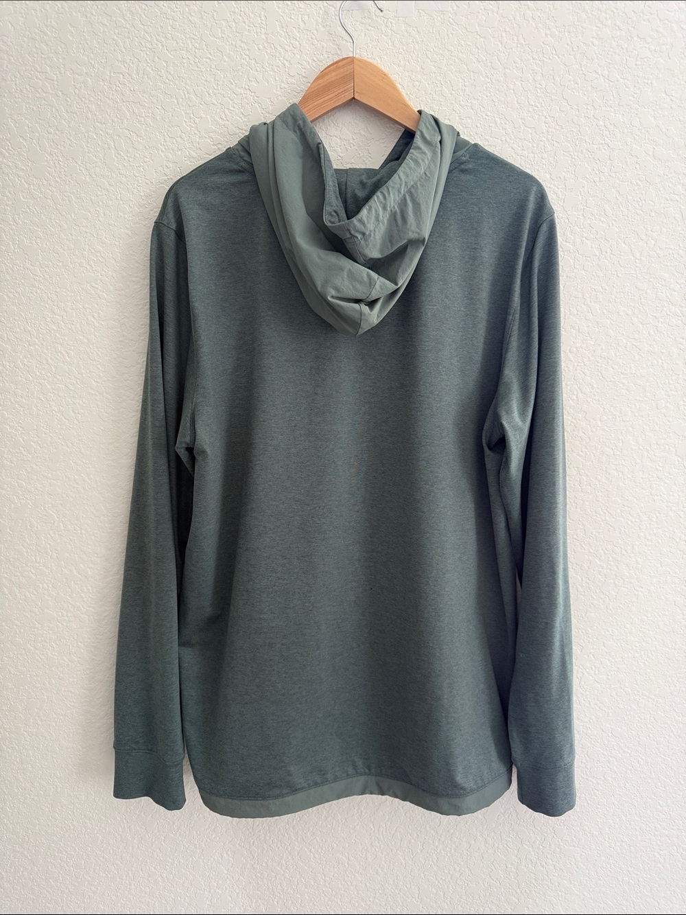 Vuori Sunday Element Hoodie Green Size XL - Picture 4 of 13